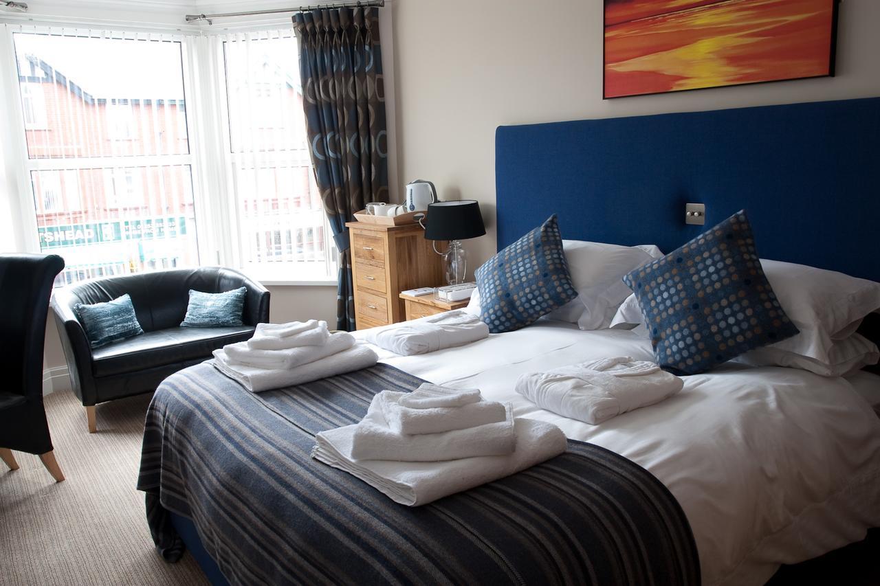 Bed and Breakfast Langtrys Blackpool Esterno foto